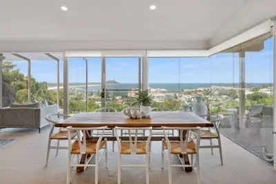 Image de “Blending Style & Luxury” – Ocean views and close to beach
