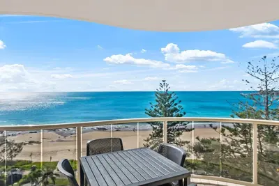 Image de Zanzibar 905, 2 bedroom apartment on the 9th Floor, amazing ocean views.