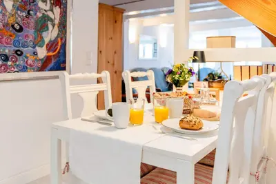 Image de Your captain's apartment - maritime charm at Flensburg harbor