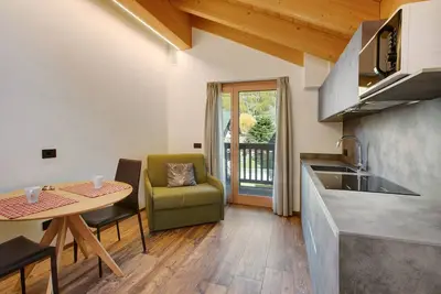Image de Appartement \"Olympic Chalet 12\" avec vue sur les montagnes, balcons et Wi-Fi.