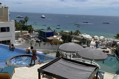 Image de Luxurious 3-Bedroom Condo In Cabo Villas Corazon Resort Right on Medano Beach!