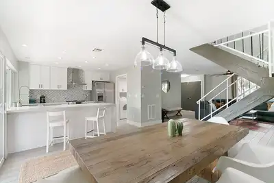 Image de Steps from Old Town Scottsdale - 4br/2. 5Bath