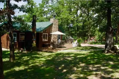 Image de Charming cabin! Perfect lake getaway for your family or fishing trip.
