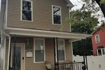Image de Basement Only / Owner Occupied, free parking, in Baltimore City. \n