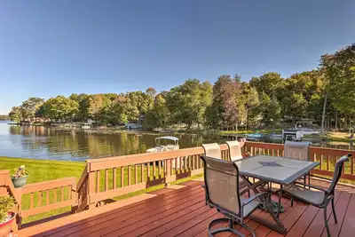 Image de Lakefront Ludington Retreat w/ Kayaks & Fire Pit!