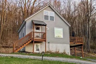 Image de Family friendly retreat w/ hot tub, minutes from Wisp and lake access