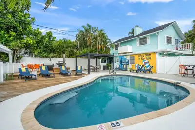 Image de Walk to the Beach and Village - Hibiscus Villa