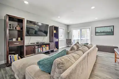 Image de Long Branch Getaway: Grill, 1 Block to Beach!