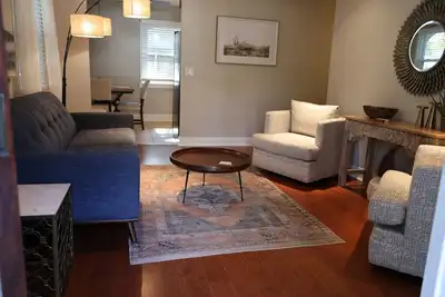 Image de Cozy Shem Creek/Old Mount Pleasant Cottage