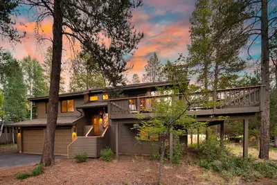 Image de Tanner by AvantStay | Modern Cascades Escape
