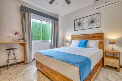 Image de Stylish apartment in San Jose with A/C! \n