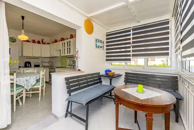 Appartement Two Sisters (89621-A1) - Seget Donji