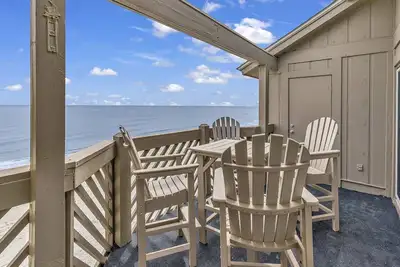 Image de Oceanfront 2br- Short Drive to Dining\/shops -Mpa12