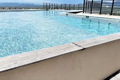 Image de Très bel appartement - Résidence avec Piscine sur le toit
