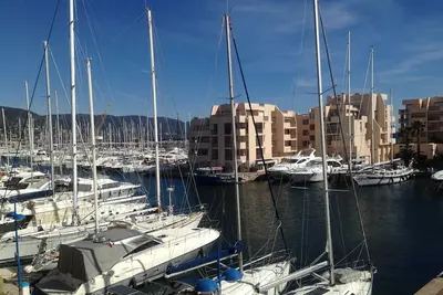 Image de T3 Lumineux 60m² clim, Wifi, 2 Ch, ascenseur, vue Port, mer, garage, piscine