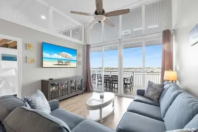 Image de St. Johns Waterfront 4br Penthouse•Pool•Dock•Park