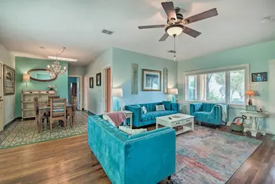 Image de 1 Mi to Dtwn Rockport: 'Ocean Pearl' House