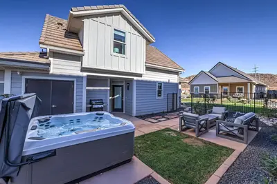 Image de Brand New | 3 Bed | lazy river | pool | minigolf | Q