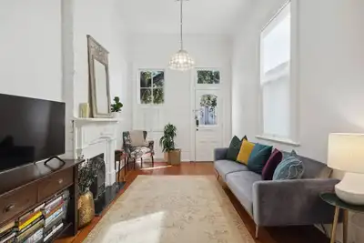 Image de Under The Oaks 2 - Nola 2br/1ba