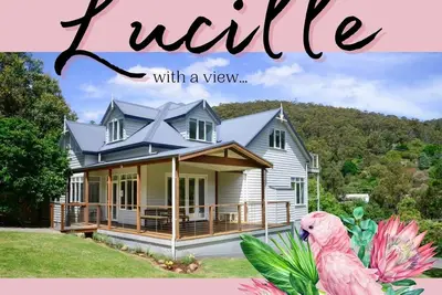 Image de Lucille…with a view.