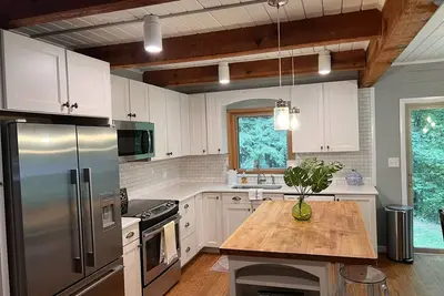 Image de Cozy Mountain Retreat Just Minutes From Historic Downtown Waynesville!