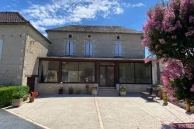 Image de Maison Du Pont De La Roussie avec Piscine privée