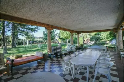Image de MagnĂfico Chalet con Zonas de Ocio y Deportes
