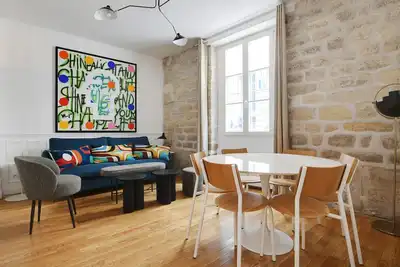Image de A Stunning 2-Br/ 1ba in the 9th district- Folies Bergère