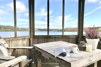 Image de Waterfront coastal chic in the heart of Kinsale, Co. Cork.