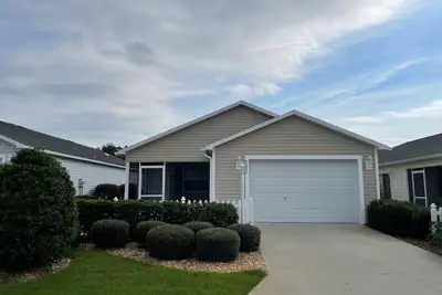 Image de Pet-Friendly Retreat near Brownwood Paddock Square in The Villages.