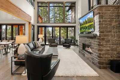 Image de Stunning 6br Home in Suncadia! Expertly furnished w/Game Rm*Hot Tub*Fire Pit