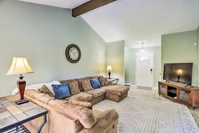 Image de Cleveland Area Home w/ Yard ~ 12 Mi to Dtwn!