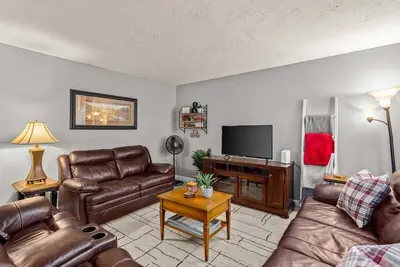 Image de Charming 3br Oasis amid Bella Vista Woods