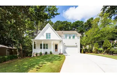 Image de Beautiful Modern New Home Near Brookhaven Midtown