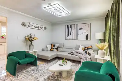 Image de 3 Mi to Lake Arlington: Pet-Friendly Home!