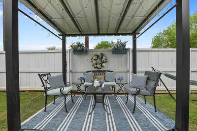 Image de Boat & Fish on Lewisville Lake: Pet-Friendly Haven