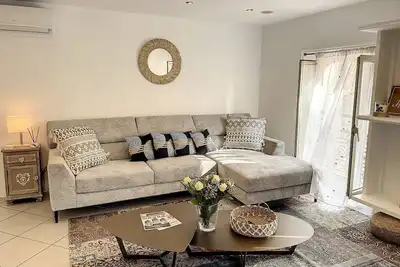 Image de Centre ville Cannes, 3 pièces rénové