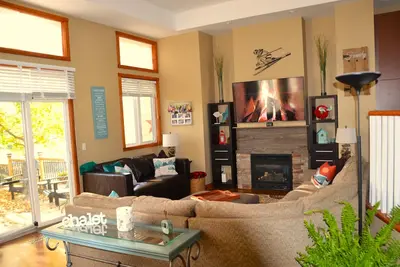Image de Large Ski Chalet At Blue Mountain