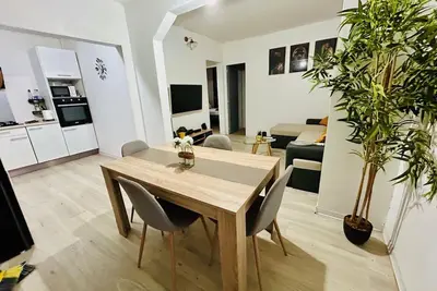 Image de Villa calme et spacieuse avec Spa