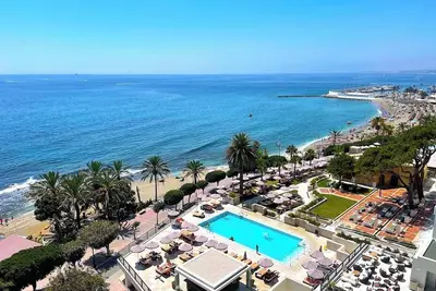 Image de Appartement avec piscine partagée, avec vue sur la mer, Wi-Fi et climatisation
