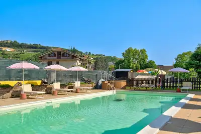 Image de Appartement de vacances 'Glicine' dans le Piémont, avec piscine commune, jardin et sauna