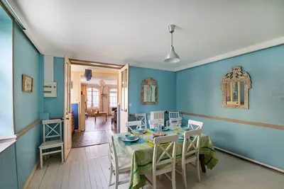 Image de Gîte de la Tour - Trois Chambres Maison, Couchages 6