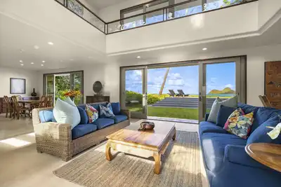 Image de Superbly Designed Home w/ Views of the Mokulua Islands & Ocean: Mokulua Sunrise