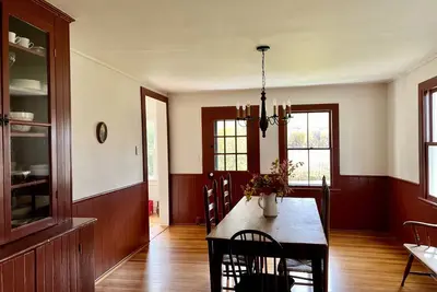 Image de Charming 1800s home with fenced in yard and bucolic farm views!