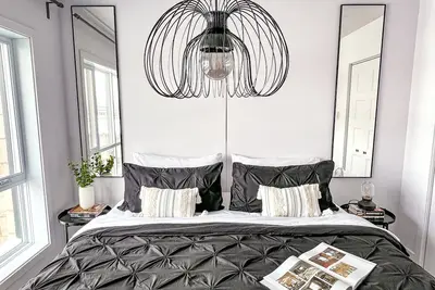 Image de Beautiful King Designer Suite with Office Gym indoor Parking