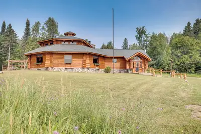 Image de Ironwood 'Superior Home' ~ 4 Mi to Big Powderhorn!