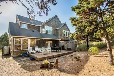 Image de Dog Friendly Townhome, Deck, Trails and Easy Beach Access