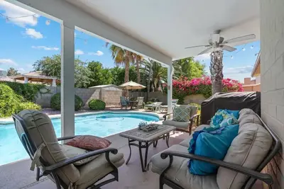 Amazing Pool, Games, Full Poker Table, Sleeps 10.