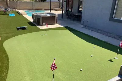 Image de Heated Pool, Hot Tub, Golf, Private Putting Green, Backyard Retreat!