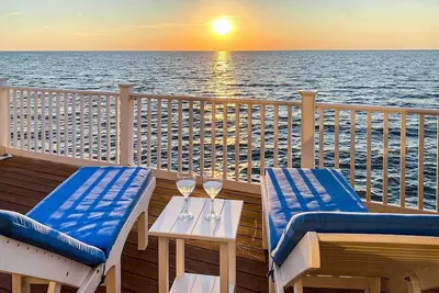 Image de Waterfront Sanctuary w/ Panoramic Bay Views!